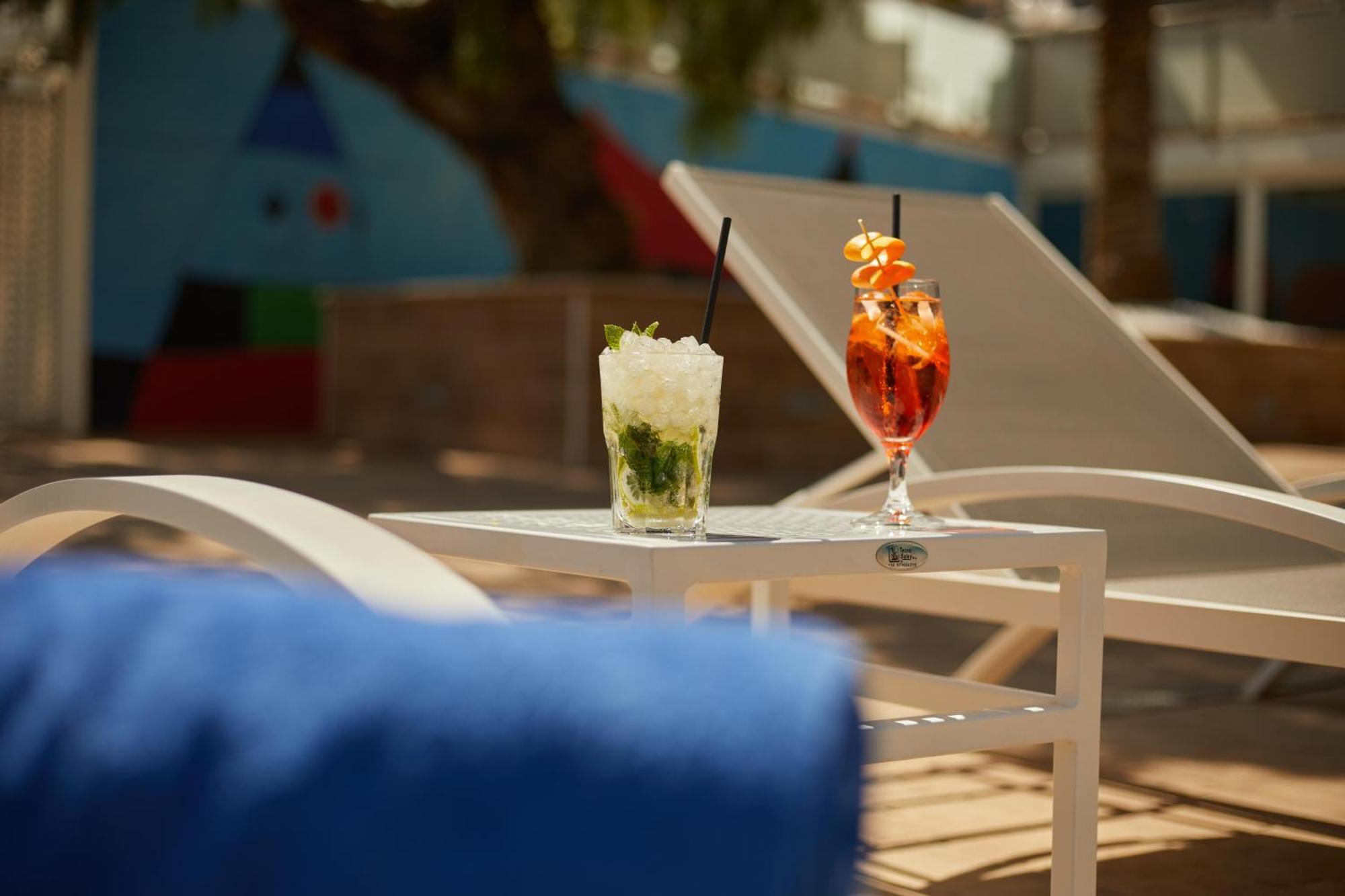 Hotel Joan Miro Museum Palma de Mallorca Ngoại thất bức ảnh Cocktail