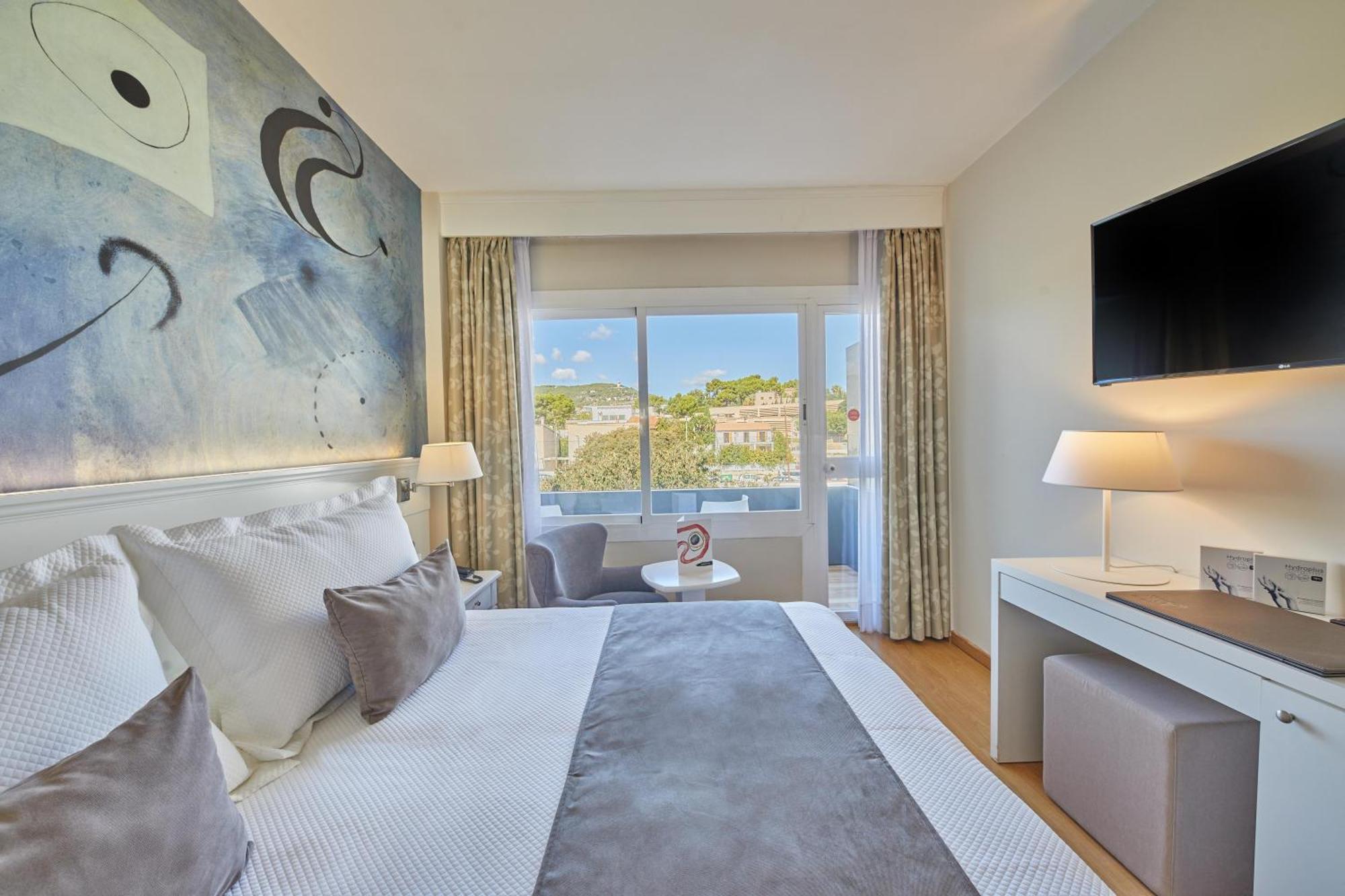 Hotel Joan Miro Museum Palma de Mallorca Ngoại thất bức ảnh Room at the hotel