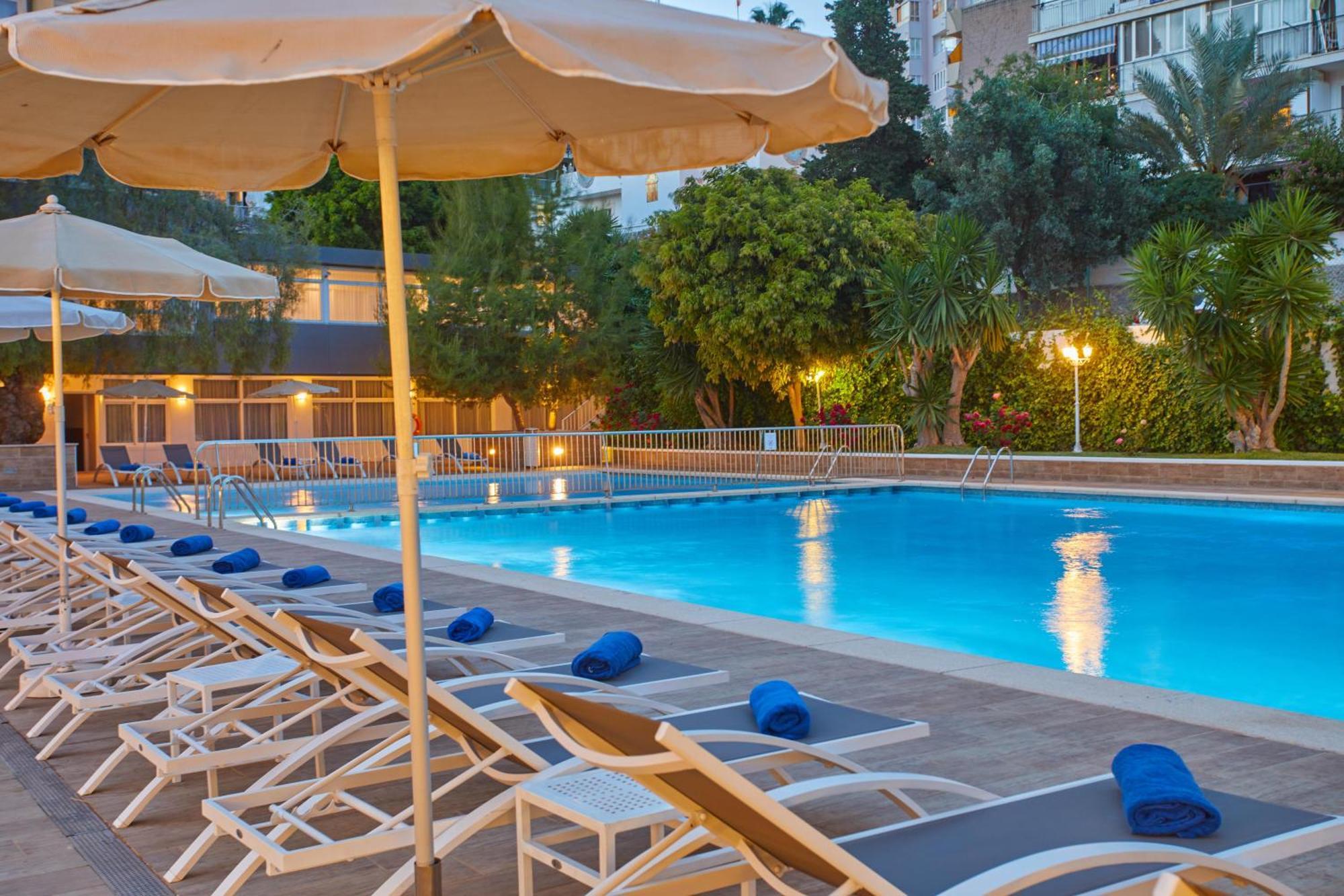 Hotel Joan Miro Museum Palma de Mallorca Ngoại thất bức ảnh Swimming pool